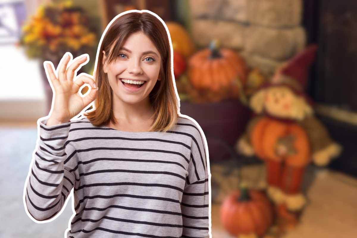 ragazza felice in primo piano e sfondo sfocato