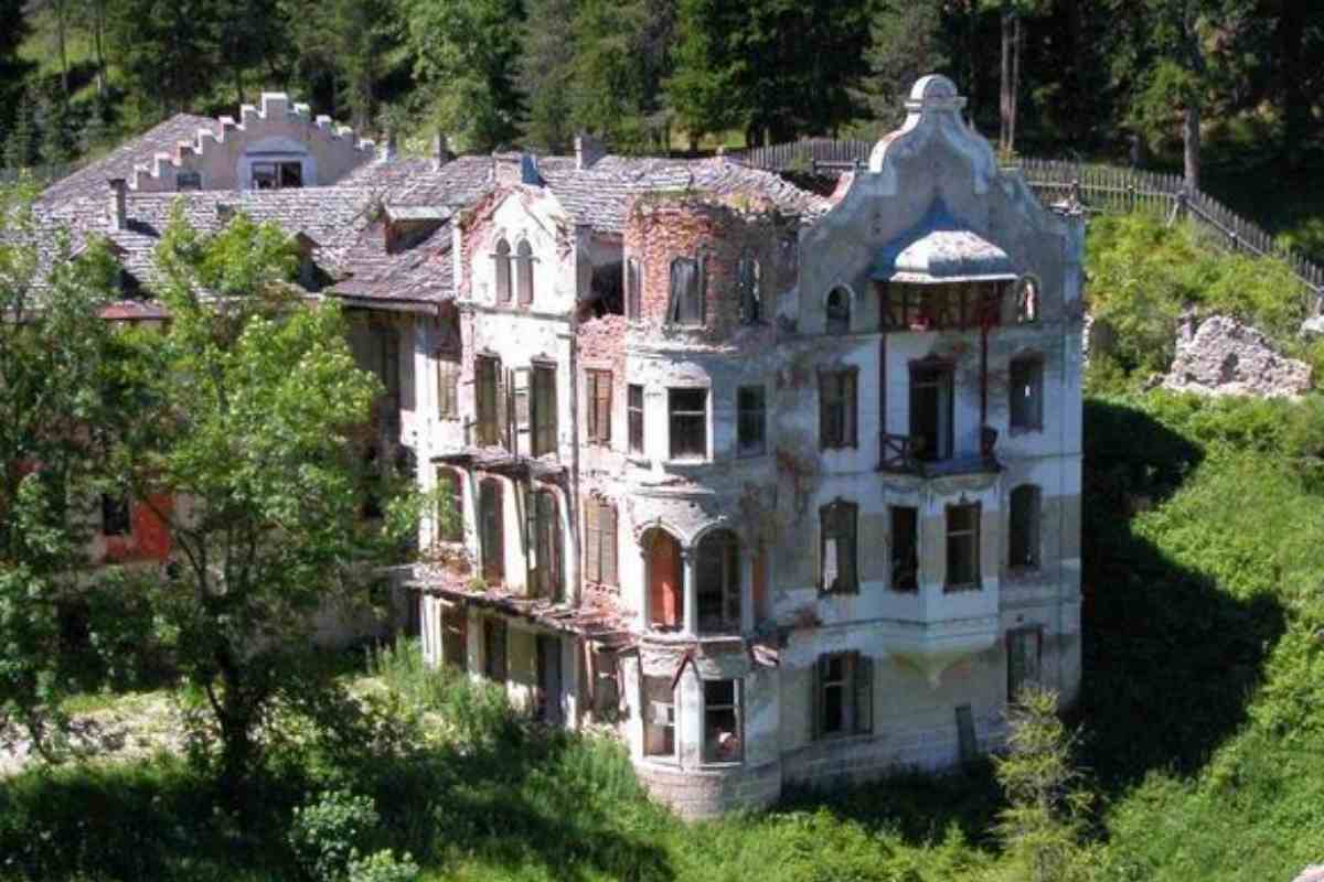 Ex terme bagni San Candido viste dall'alto