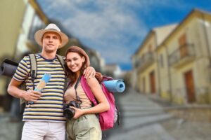 frigento e coppia di turisti