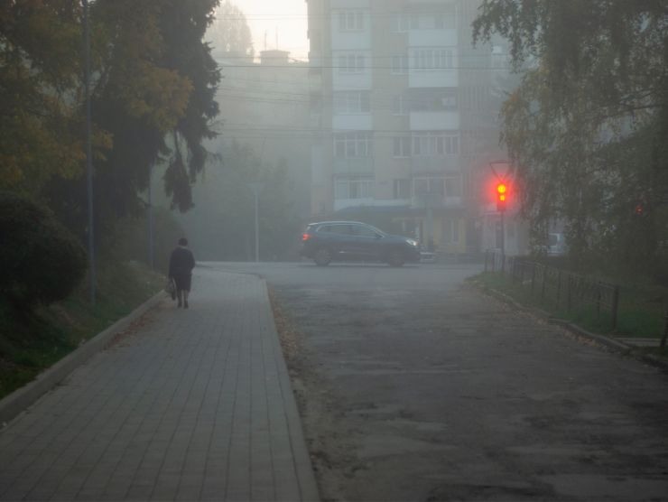 citta con nebbia