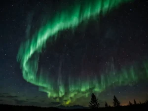 Spettacolo Celeste in Arrivo: l'Aurora Boreale Illuminerà il Circolo Polare
